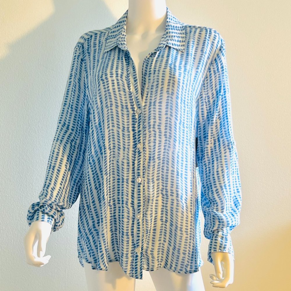 Anthropologie Cloth & Stone Silky Soft Blue & White Roll Tab Sleeve Blouse, NWT